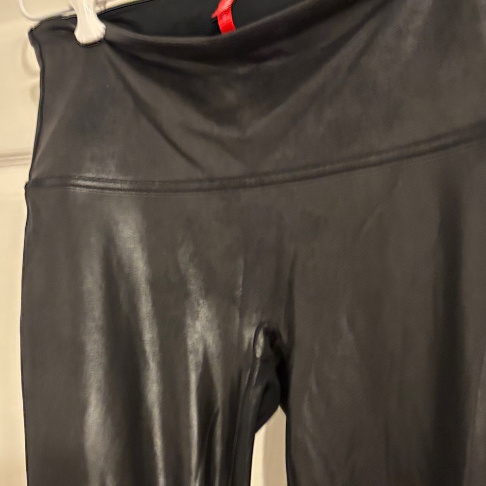 SPANX Black metallic Leggings - Picture 3 of 6